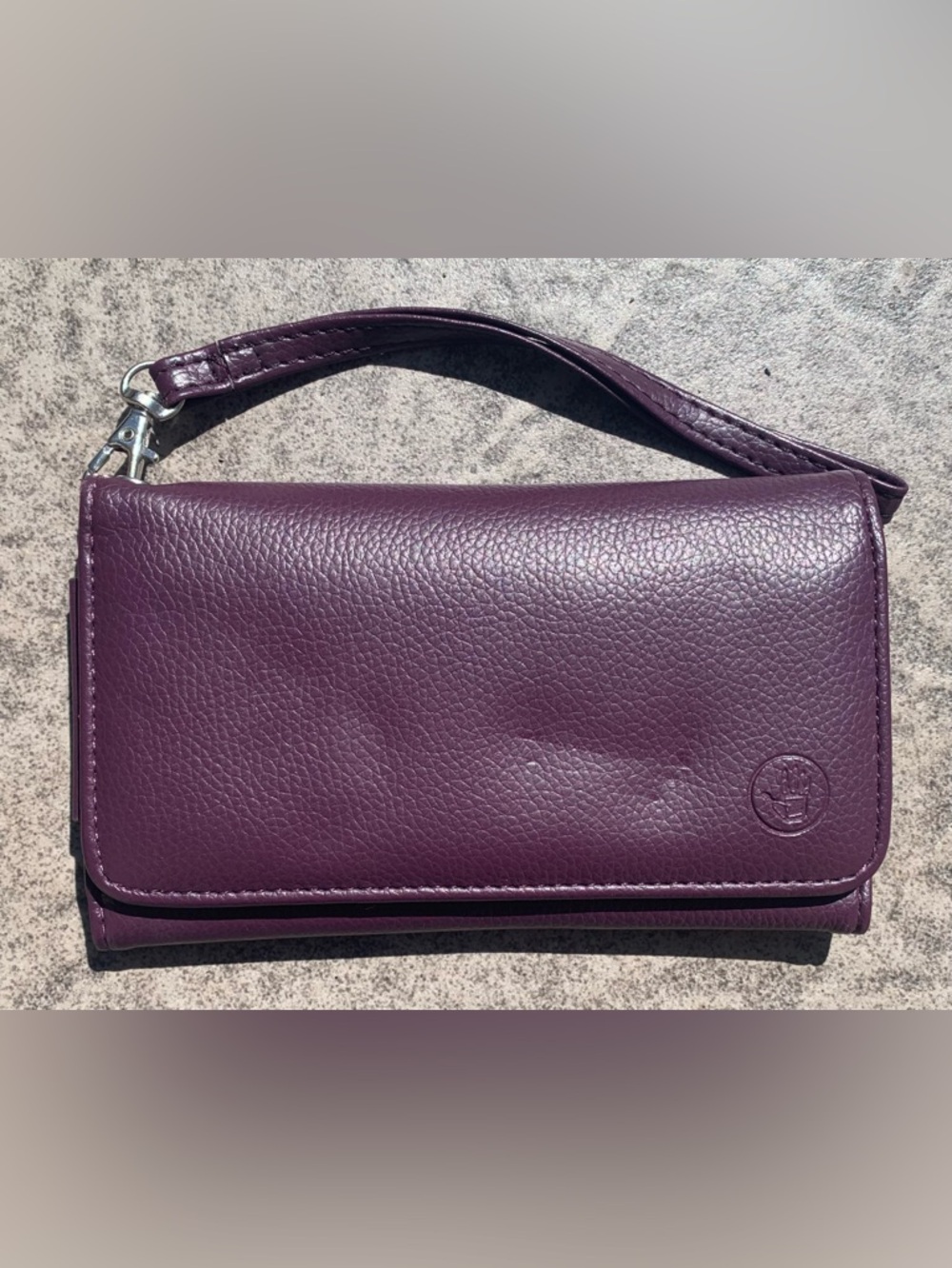 Body Glove wristlet